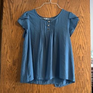 Women’s blouse lace back
